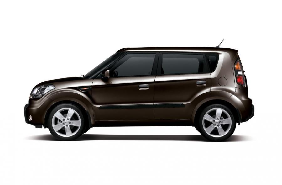  Kia Soul 2008 года  (фото 26 из 141)